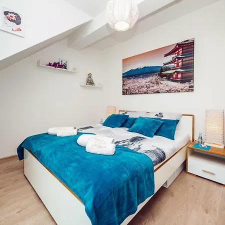 Blue Point 406 Premium Apartament *